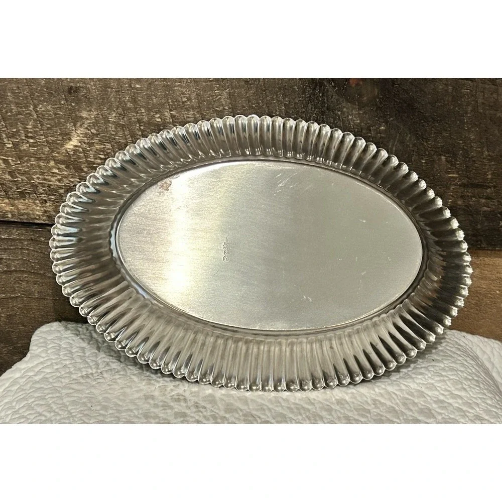 Vintage Oval PRILL SILVER Plated Ribbed Serving Dish w/ Scalloped Edge – 10 X 6½